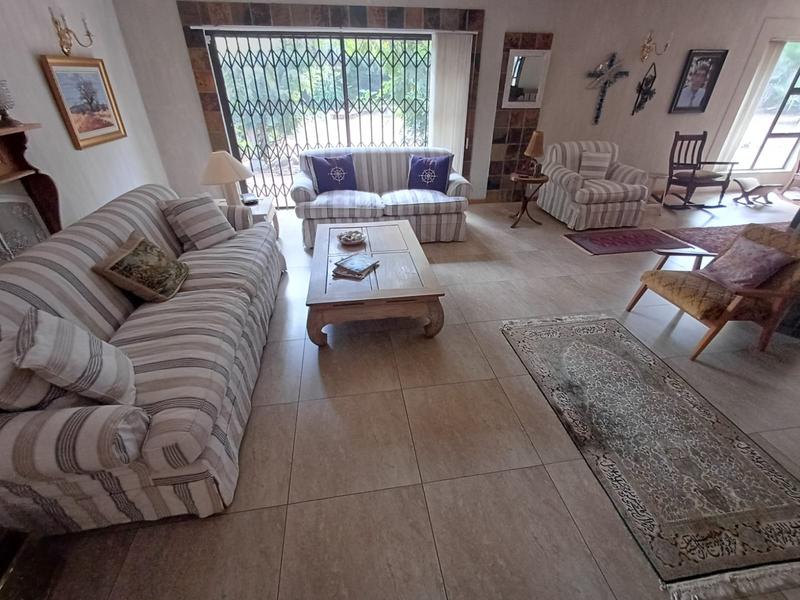 5 Bedroom Property for Sale in Unitas Park Gauteng