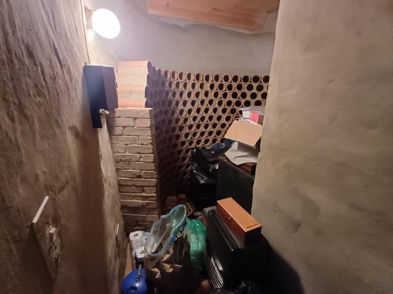 5 Bedroom Property for Sale in Unitas Park Gauteng