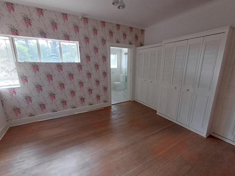 5 Bedroom Property for Sale in Unitas Park Gauteng