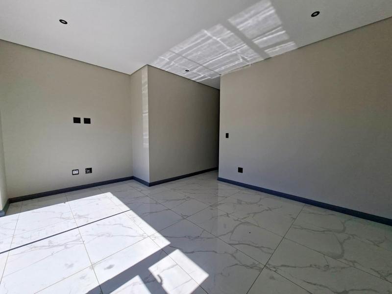4 Bedroom Property for Sale in Fountainbrook Estate Gauteng