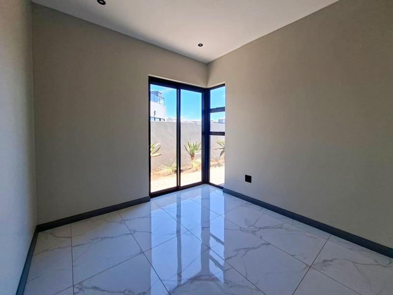 4 Bedroom Property for Sale in Fountainbrook Estate Gauteng