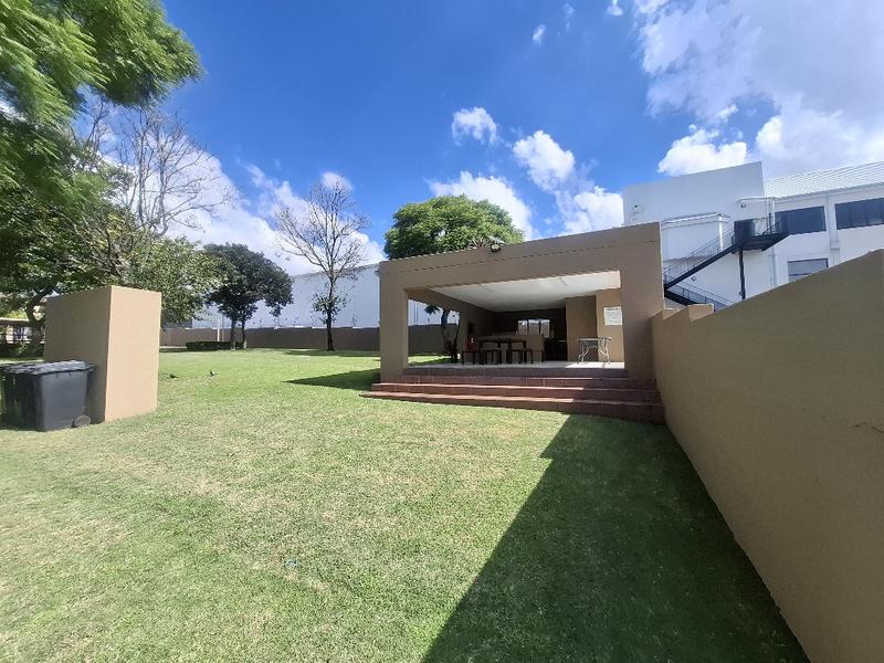 To Let 2 Bedroom Property for Rent in Morningside Gauteng