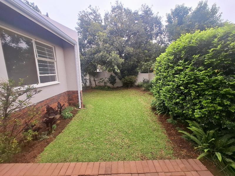 2 Bedroom Property for Sale in Bryanston Gauteng