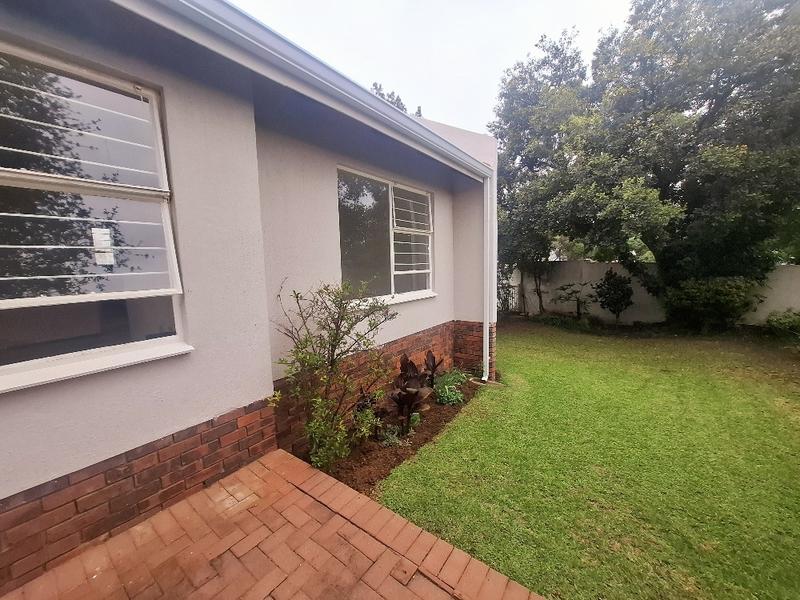 2 Bedroom Property for Sale in Bryanston Gauteng