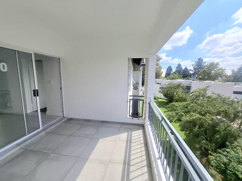 2 Bedroom Property for Sale in Lonehill Gauteng