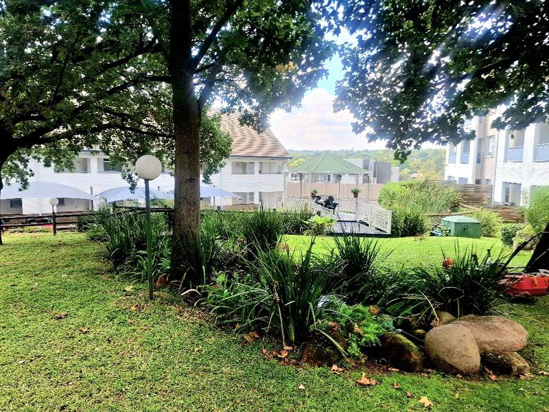 2 Bedroom Property for Sale in Lonehill Gauteng
