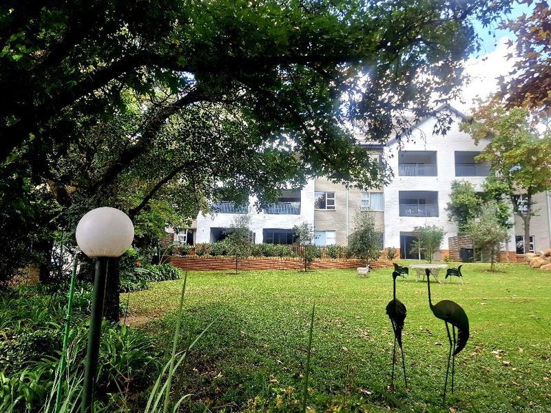 2 Bedroom Property for Sale in Lonehill Gauteng