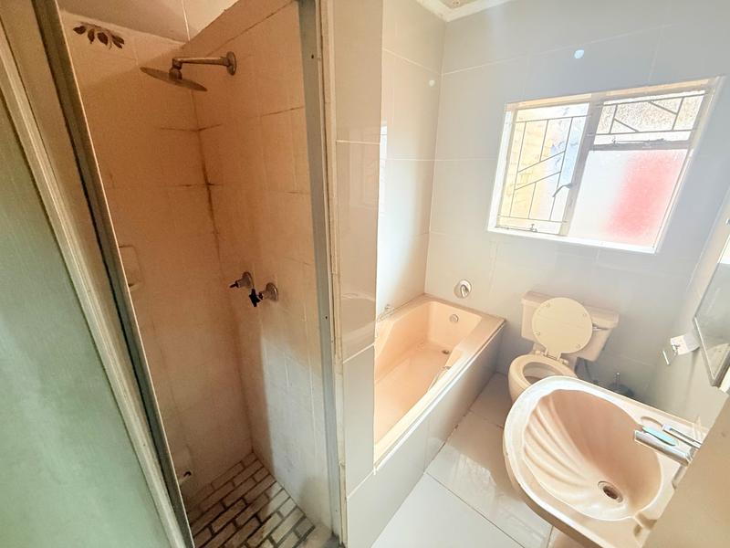 8 Bedroom Property for Sale in Vanderbijlpark CW 1 Gauteng