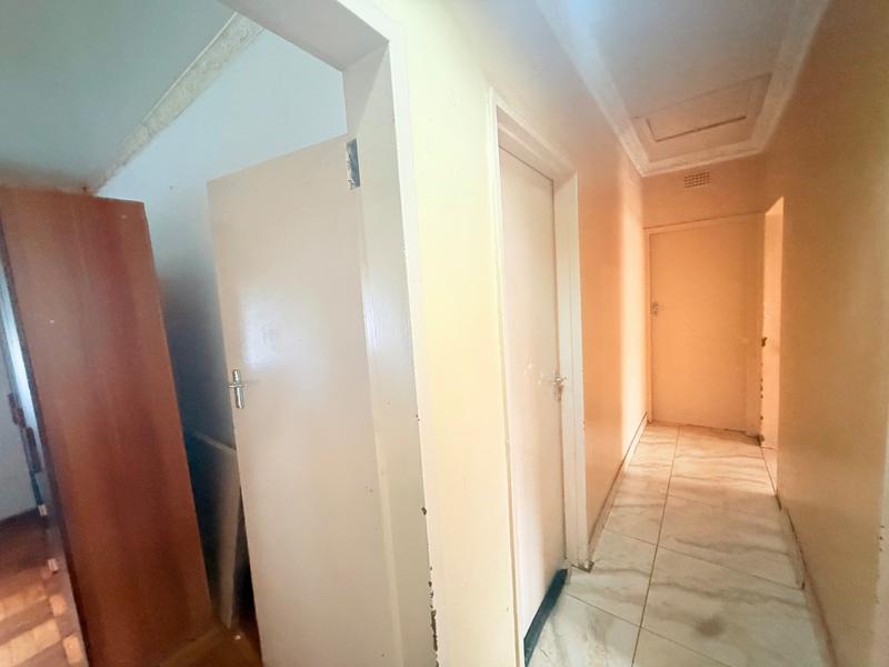 8 Bedroom Property for Sale in Vanderbijlpark CW 1 Gauteng