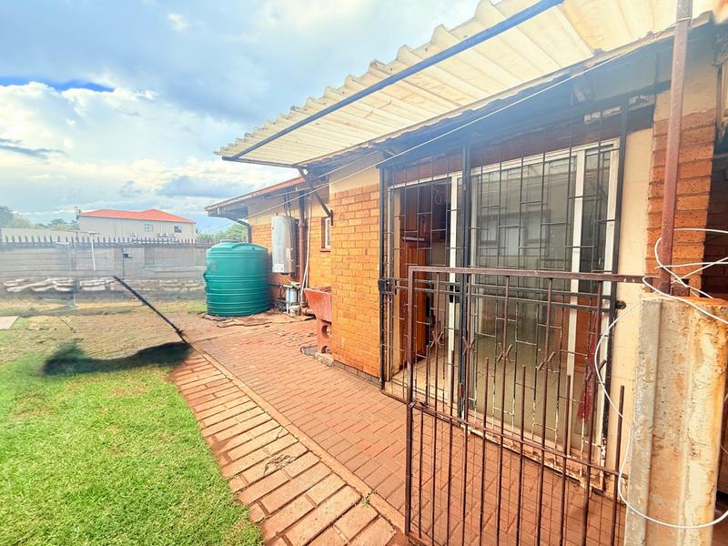 8 Bedroom Property for Sale in Vanderbijlpark CW 1 Gauteng