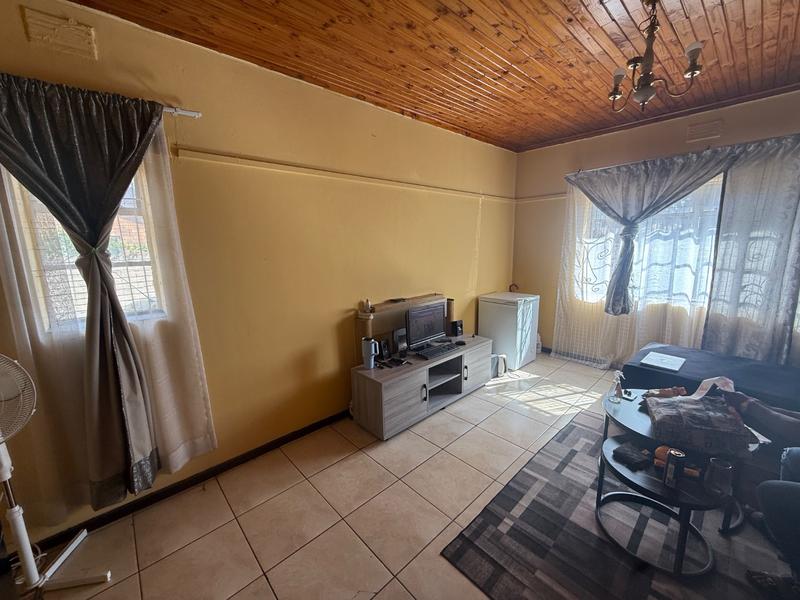 7 Bedroom Property for Sale in Vanderbijlpark CW Gauteng