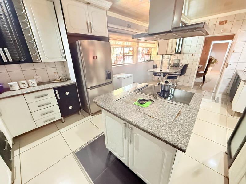 3 Bedroom Property for Sale in Vanderbijlpark CW 5 Gauteng