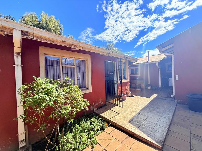 3 Bedroom Property for Sale in Vanderbijlpark CW 5 Gauteng