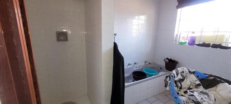 3 Bedroom Property for Sale in Brackendowns Gauteng