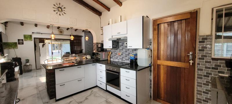 4 Bedroom Property for Sale in Brackendowns Gauteng