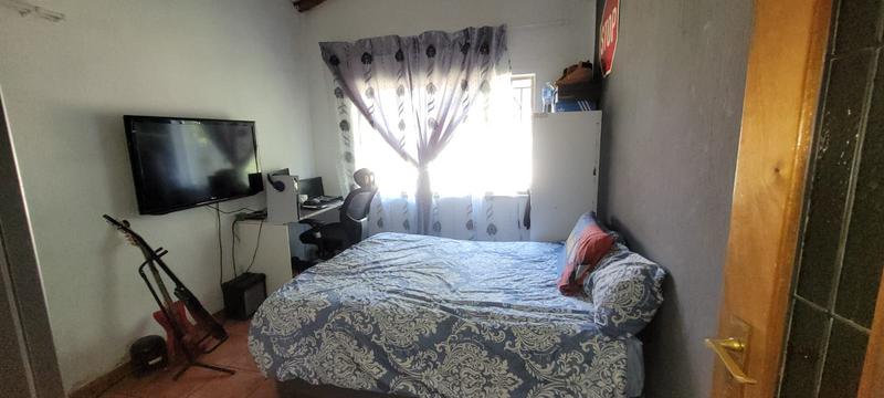 4 Bedroom Property for Sale in Brackendowns Gauteng
