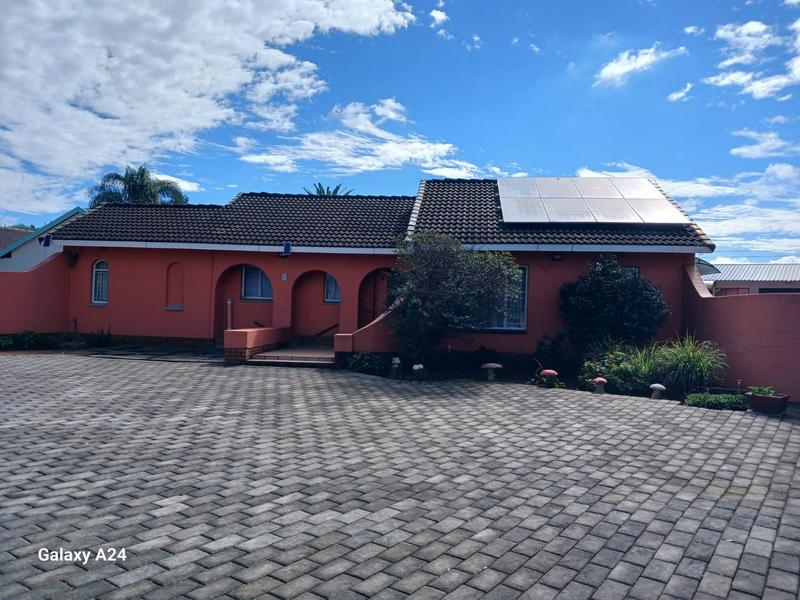 3 Bedroom Property for Sale in Brackenhurst Gauteng