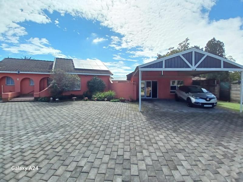 3 Bedroom Property for Sale in Brackenhurst Gauteng