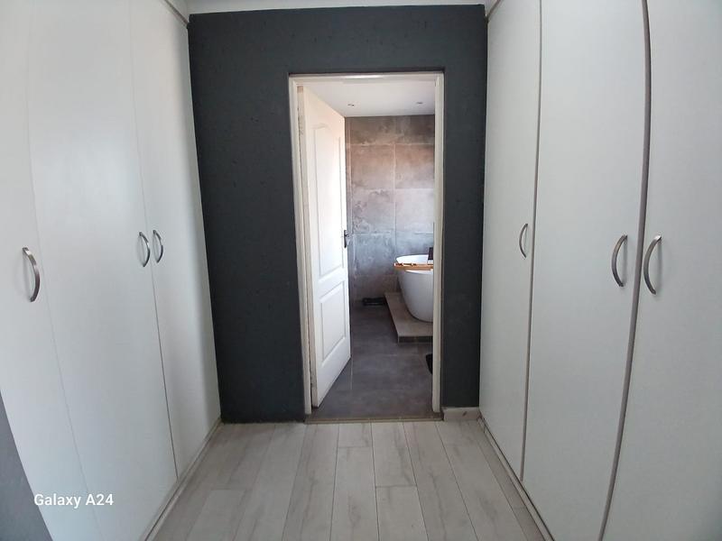3 Bedroom Property for Sale in Meyersdal Gauteng