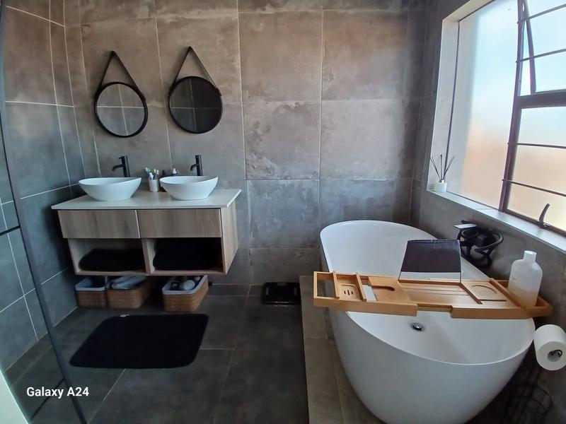 3 Bedroom Property for Sale in Meyersdal Gauteng