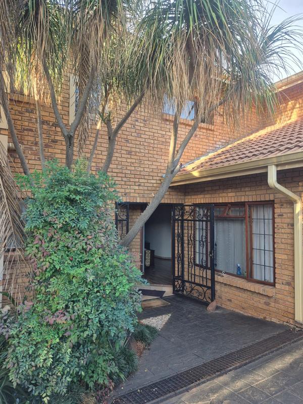 To Let 4 Bedroom Property for Rent in Eldo Manor Gauteng