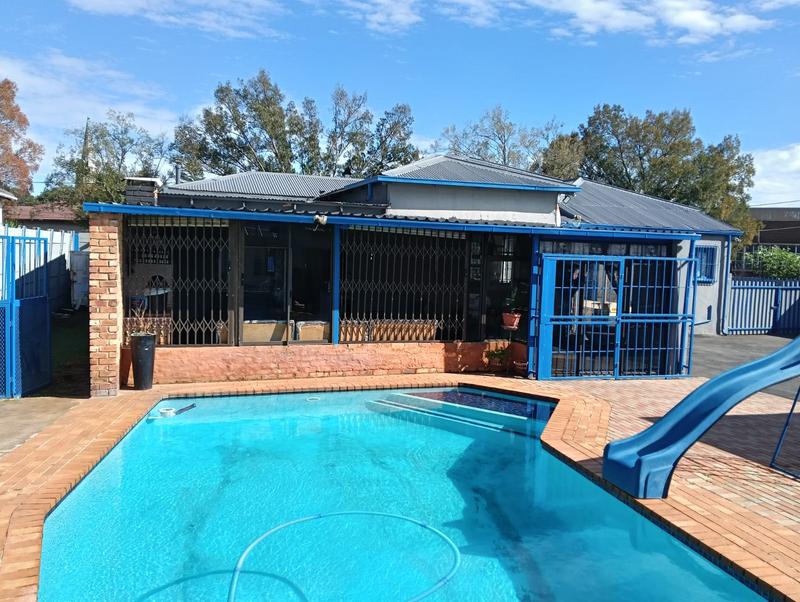4 Bedroom Property for Sale in Dalview Gauteng
