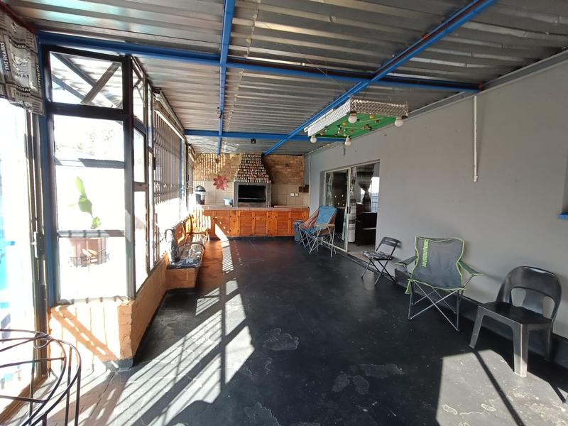 4 Bedroom Property for Sale in Dalview Gauteng