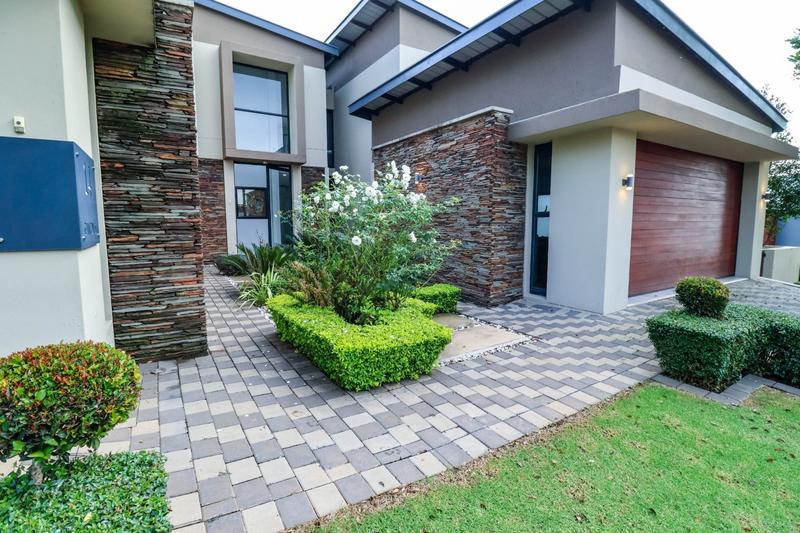 4 Bedroom Property for Sale in Copperleaf Estate Gauteng