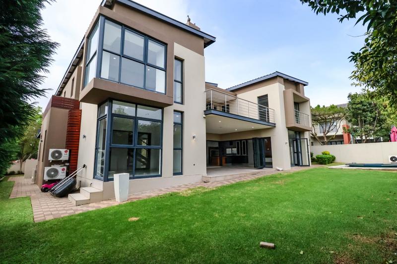 4 Bedroom Property for Sale in Copperleaf Estate Gauteng