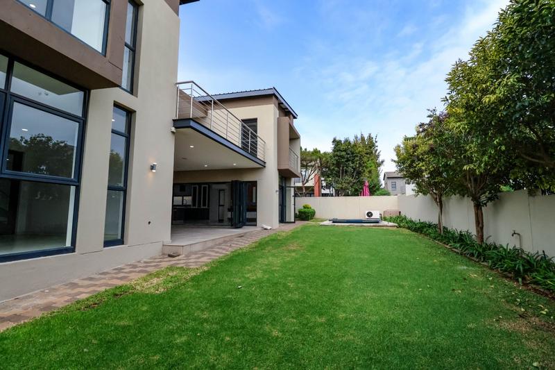 4 Bedroom Property for Sale in Copperleaf Estate Gauteng