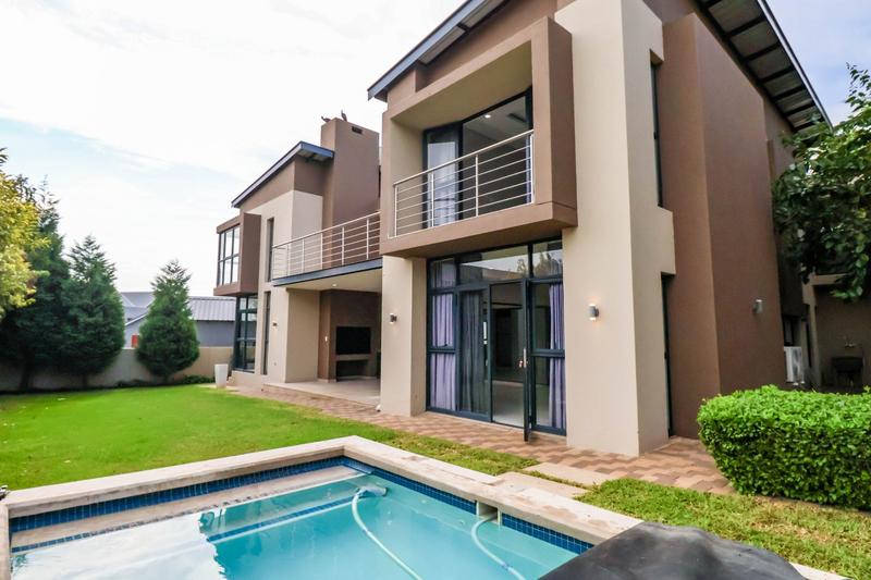 4 Bedroom Property for Sale in Copperleaf Estate Gauteng