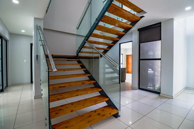 4 Bedroom Property for Sale in Copperleaf Estate Gauteng