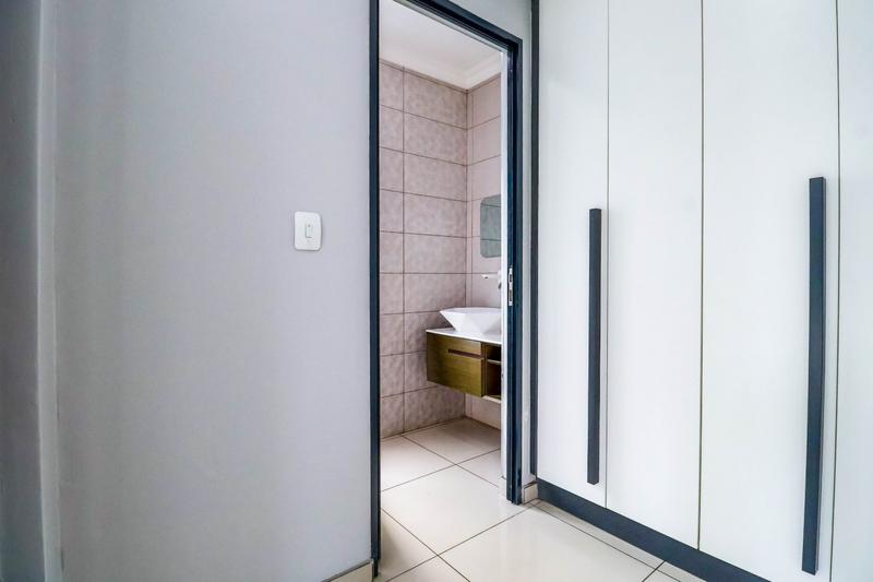 4 Bedroom Property for Sale in Copperleaf Estate Gauteng