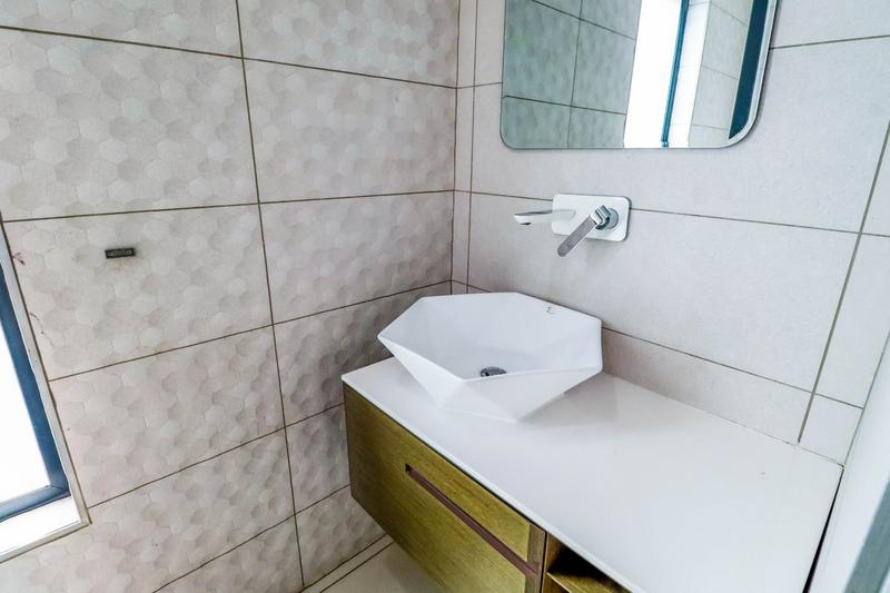 4 Bedroom Property for Sale in Copperleaf Estate Gauteng