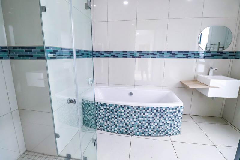 4 Bedroom Property for Sale in Copperleaf Estate Gauteng
