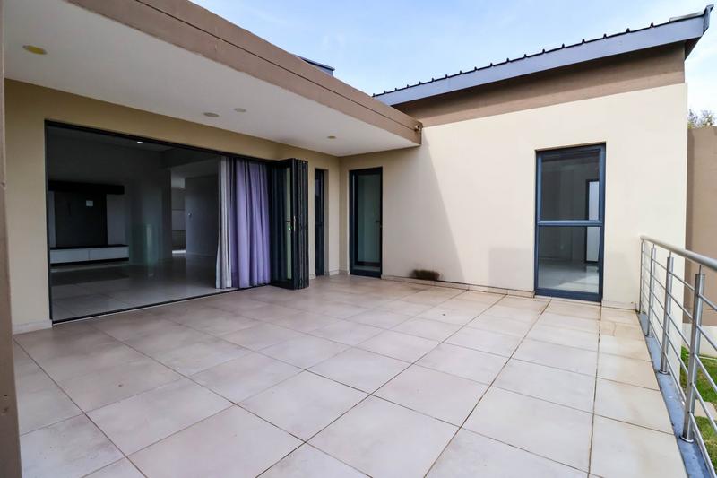 4 Bedroom Property for Sale in Copperleaf Estate Gauteng