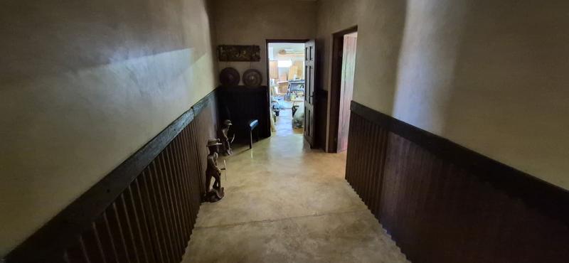 6 Bedroom Property for Sale in Mnandi Gauteng