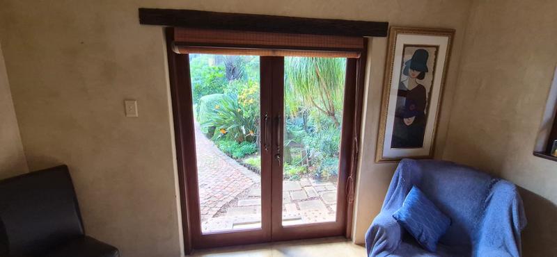 6 Bedroom Property for Sale in Mnandi Gauteng