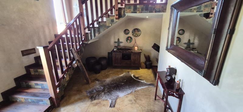 6 Bedroom Property for Sale in Mnandi Gauteng