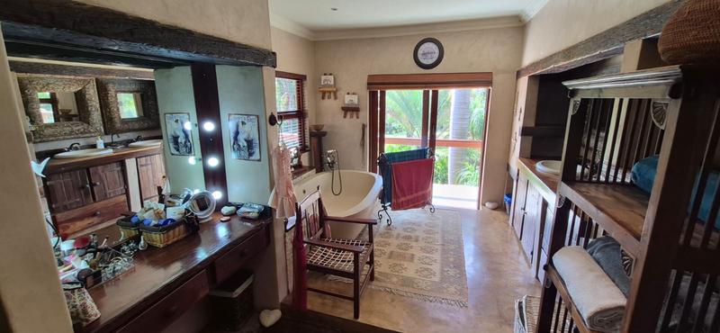 6 Bedroom Property for Sale in Mnandi Gauteng