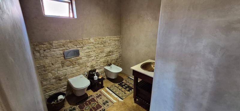 6 Bedroom Property for Sale in Mnandi Gauteng