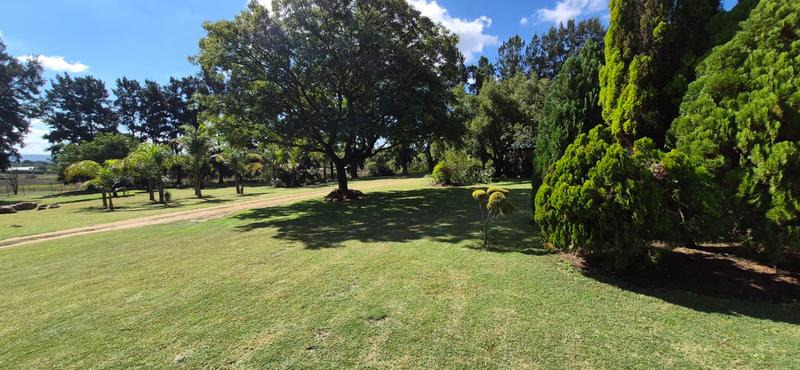 6 Bedroom Property for Sale in Mnandi Gauteng