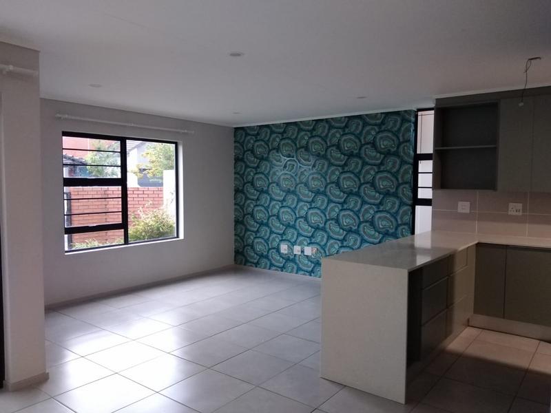 3 Bedroom Property for Sale in Rooihuiskraal North Gauteng