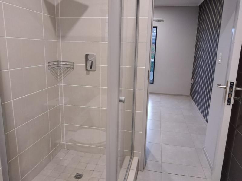 3 Bedroom Property for Sale in Rooihuiskraal North Gauteng