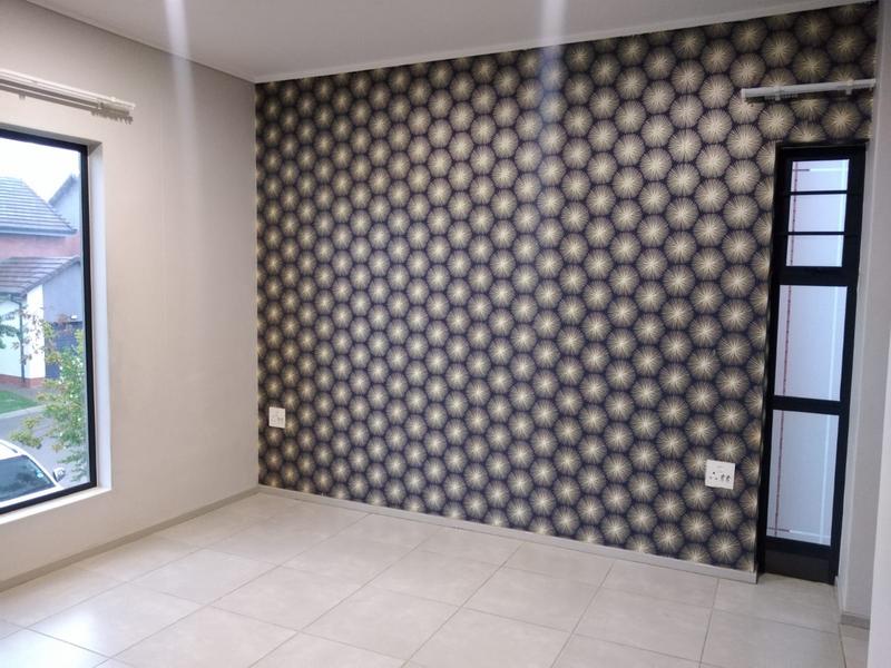 3 Bedroom Property for Sale in Rooihuiskraal North Gauteng