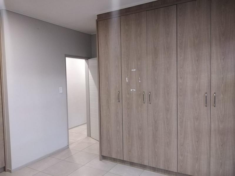 3 Bedroom Property for Sale in Rooihuiskraal North Gauteng