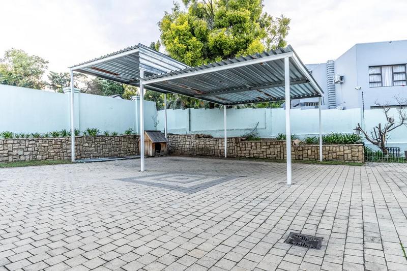 To Let 1 Bedroom Property for Rent in Bryanston Gauteng