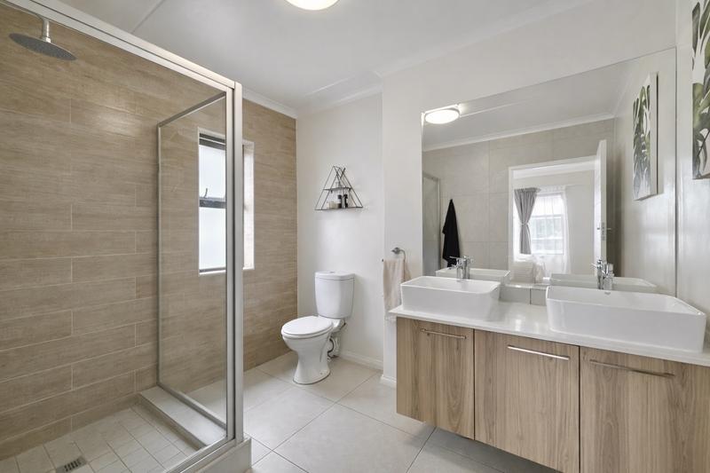 2 Bedroom Property for Sale in Modderfontein Gauteng