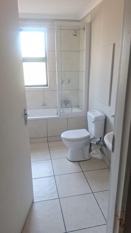 To Let 2 Bedroom Property for Rent in Ferndale Gauteng