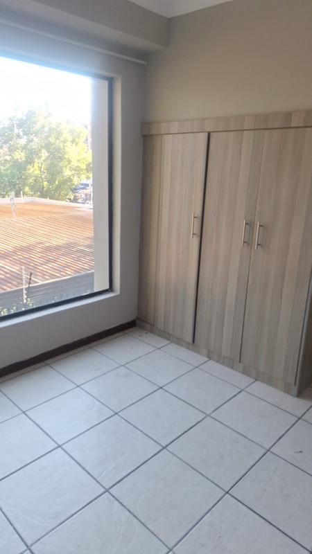 To Let 2 Bedroom Property for Rent in Ferndale Gauteng